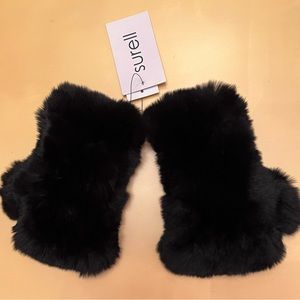 🧤NWT SURELL Rex Rabbit Fur Mittens - Brand new, never used🧤